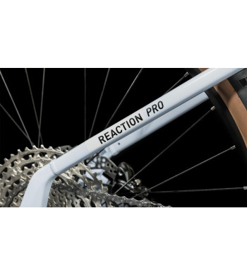 Cube Reaction Hybrid Pro 750 Acceso Fácil 2024