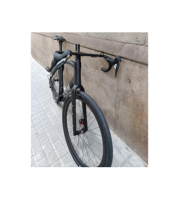 Bicicleta de Gravel KRN Soma Carbon Shimano GRX 1x11: rendimiento y versatilidad