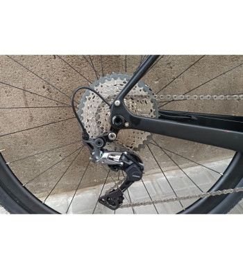 Bicicleta de Gravel KRN Soma Carbon Shimano GRX 1x11: rendimiento y versatilidad